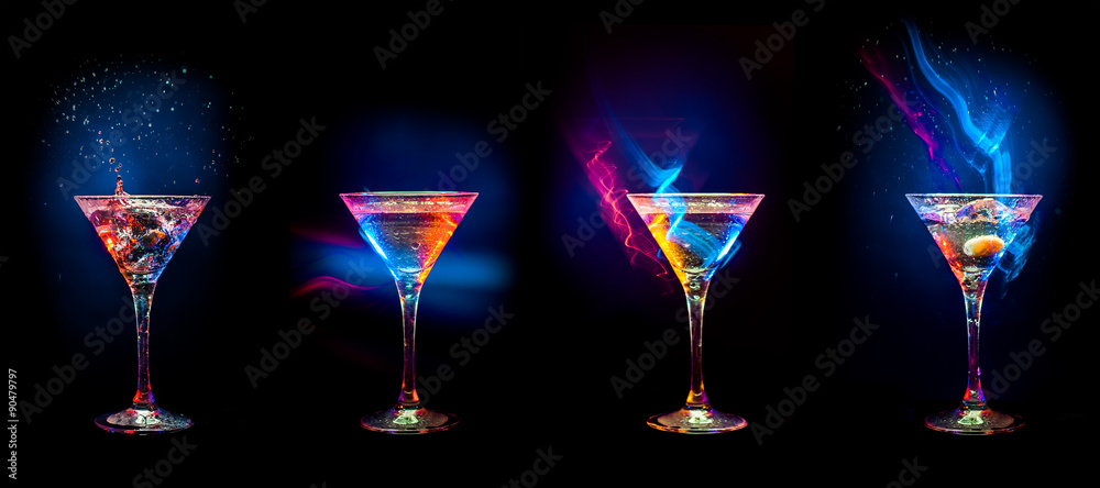 Bright  cocktails in glasses - obrazy, fototapety, plakaty 