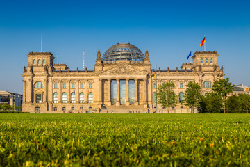 Fototapete - Reichstag building at sunset, Berlin, Germany