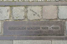 Berliner Mauer Bronzetafel