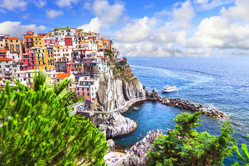 Canvas Print -  beautiful village Manarolla in famous 