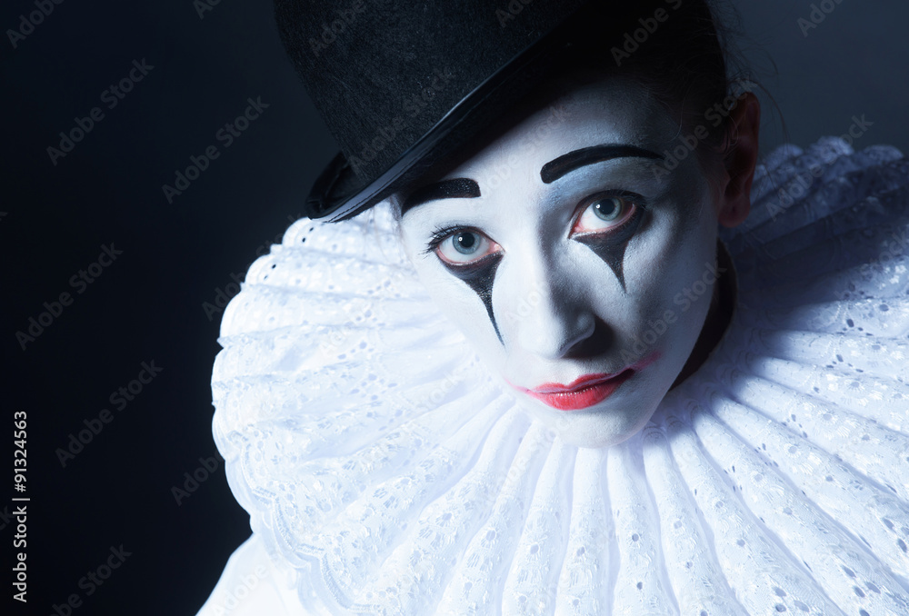 Sad mime Pierrot, closeup portrait - obrazy, fototapety, plakaty 