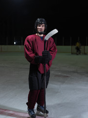 Wall Mural - hockey player portrait