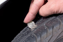 Using A Dime To Check Tire Tred Depth