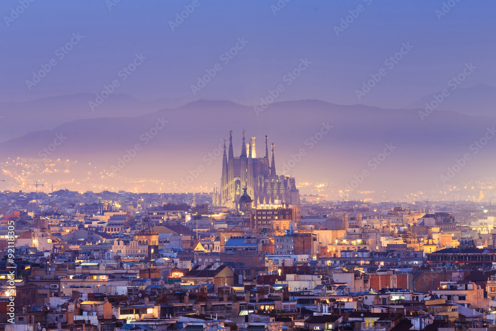 Twilight top of view Barcelona - obrazy, fototapety, plakaty 