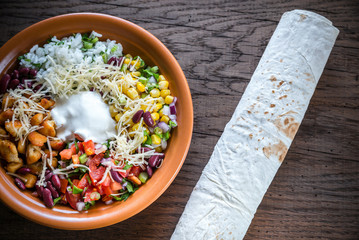 Canvas Print - Chicken burrito bowl