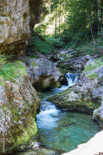 Tapeta ścienna na wymiar Wasserfälle in der Weißbachschlucht