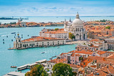 Fototapeta Uliczki - Panoramic aerial cityscape of Venice with Santa Maria della Salute church, Veneto, Italy
