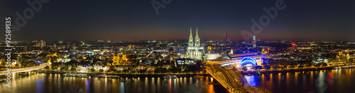 Fototapeta na szkło Panorama panoramę nocy w Kolonii