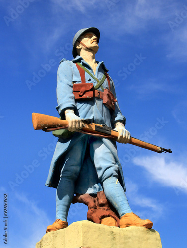 Monument aux morts de Savignac-les-Eglises. плакат