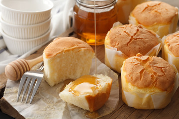 honey soft cake sweet dessert yummy bakery still life closeup