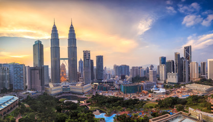 kuala lumper skyline at twilight