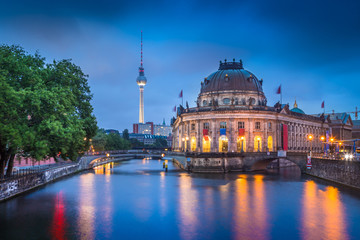Wall Mural - Berlin Museumsinsel with TV tower and Spree river at night, Germany