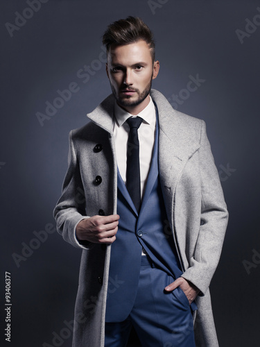 Fotografie, Tablou Handsome stylish man in autumn coat