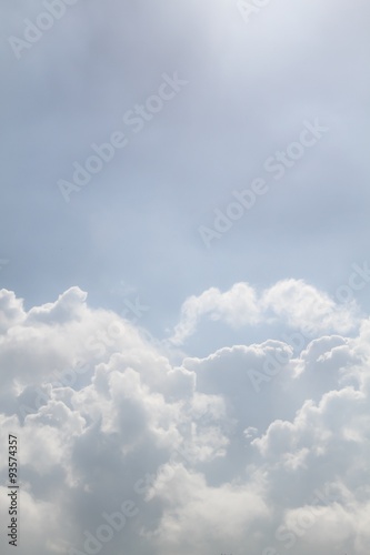 Plakat na zamówienie Light and fluffy clouds on blue sky