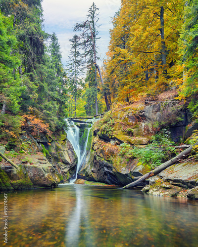 Obraz w ramie Szklarki waterfall in Poland 