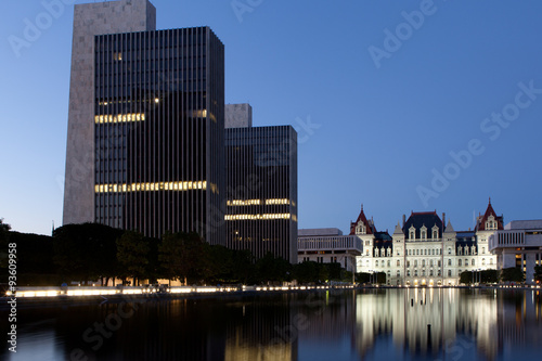 Fotografia, Obraz State Capitol of New York, Albany after sunset
