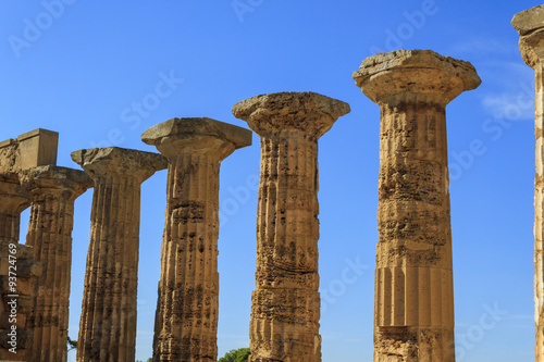 Fotografie, Obraz Doric Colonnade of the Greek Temple E at Selinus in Selinunte - Sicily, Italy