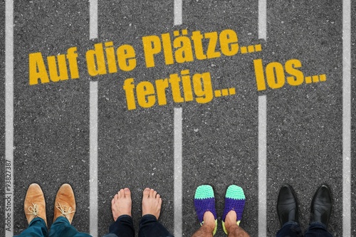 Fotografía th a viereck auf die plaezte fertig los I