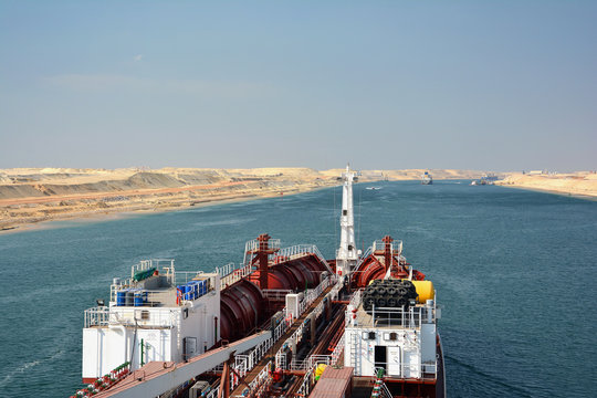 Fototapete - chemical tanker passes through the Suez Canal. Egypt