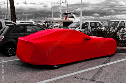 Abgedecktes Auto Wallpaper Mural