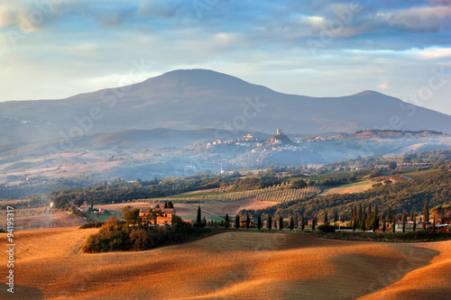 Photographie Toscane paysage au lever du soleil
