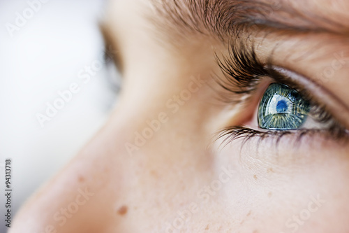 Photographie Regard perspicace yeux bleus garçon