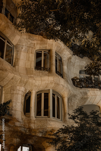 Платно Architecture details of Casa Mila at night, Barcelona