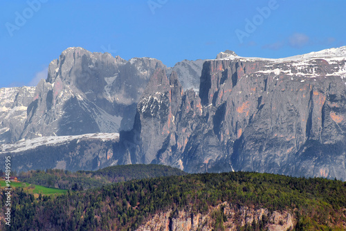 Fotografie, Obraz Zachodnie zbocza Dolomitów widziane z dużej odległości