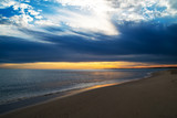 Fototapeta Fototapety z morzem do Twojej sypialni - Wschód słońca nad morzem