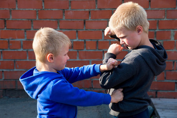 children fight
