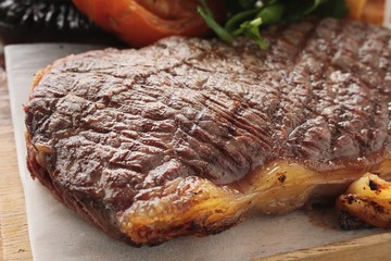 Canvas Print - sirloin steak plated meal