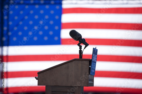 Fotografía Presidential speakers podium for Barack Obama at early vote for change rally Oct