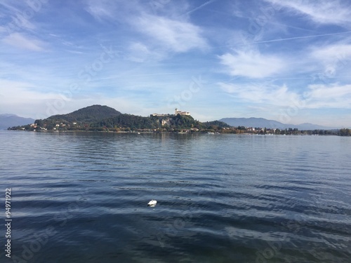 Fotografia, Obraz Rocca di Angera, Lago Maggiore, Italia