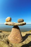 Fototapeta Desenie - Equipoise beach stones
