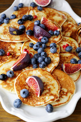 Canvas Print - blini with berries