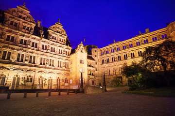 Wall Mural - Inner yard of Heidelberg castle during night