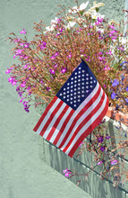 American Flag Planter Free Stock Photo - Public Domain Pictures