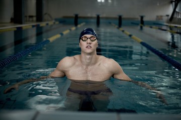 Wall Mural - Swimmer in swimming pool