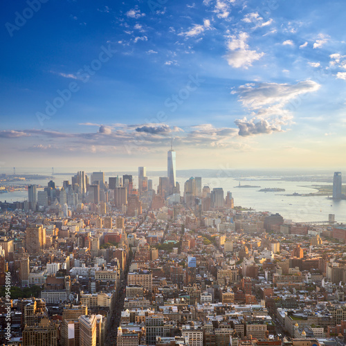 Naklejka na szybę Manhattan at sunset aerial view, New York City, United States