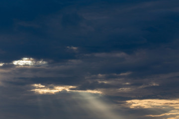 Wall Mural - ray light of sun through cloud