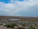 Fototapeta Tęcza - Arc-en-ciel sur la plage de Gruissan