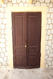 Fototapeta Desenie - door of a house