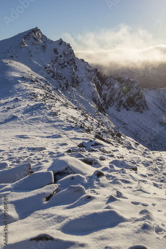 Naklejka na drzwi Gipfeltour auf den Lofoten in Norwegen