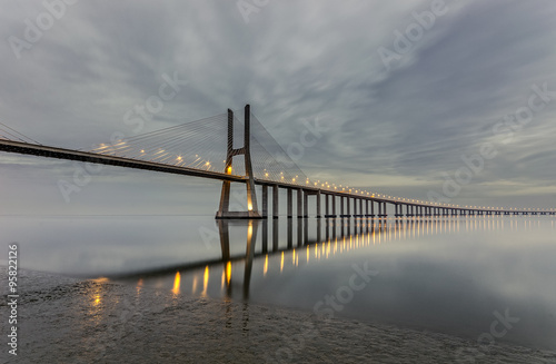 Naklejka - mata magnetyczna na lodówkę "Vasco da Gama" Bridge - Lisbon, Portugal