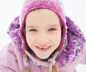 Wall Mural - Child in winter