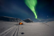 Camping unter Nordlichtern in Lapland Schweden