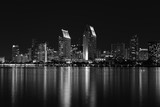 Fototapeta Miasto - San Diego night skyline on a November evening.