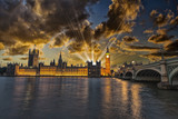 Fototapeta Londyn - Beautiful view of Westminster by night