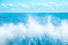 Big Wave On The Blue Sea
