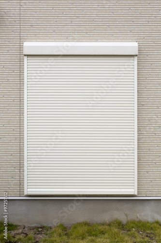 戸建て住宅の1f 雨戸 防犯シャッター Stock Photo Adobe Stock 戸建て住宅の1f 雨戸 防犯シャッター Stock Photo Adobe Stock